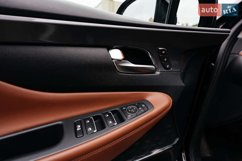 Позашляховик / Кросовер Hyundai Santa FE 2020 в Вінниці