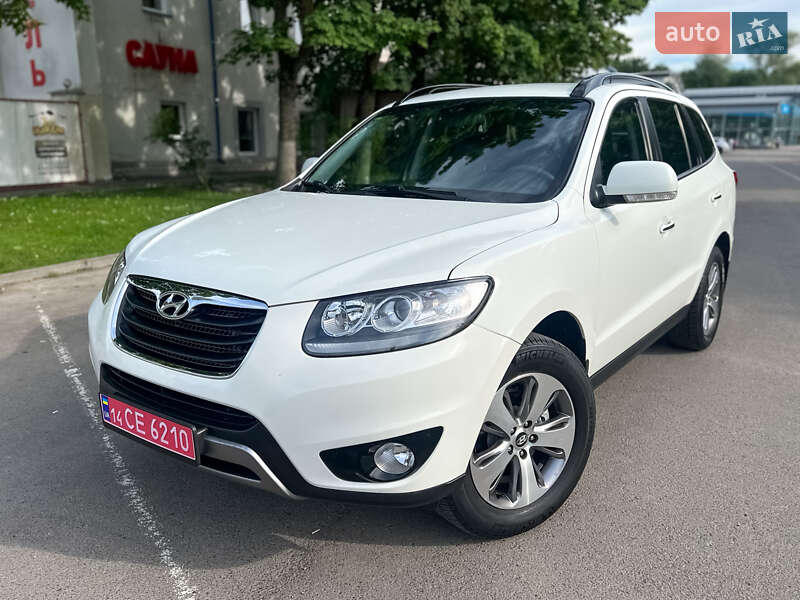 Внедорожник / Кроссовер Hyundai Santa FE 2011 в 