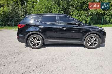 Внедорожник / Кроссовер Hyundai Santa FE 2016 в 