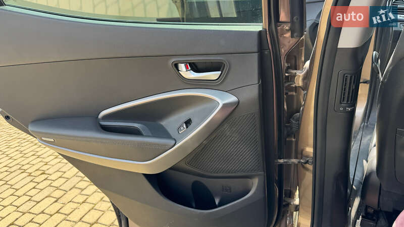 Позашляховик / Кросовер Hyundai Santa FE 2013 в Хмельницькому