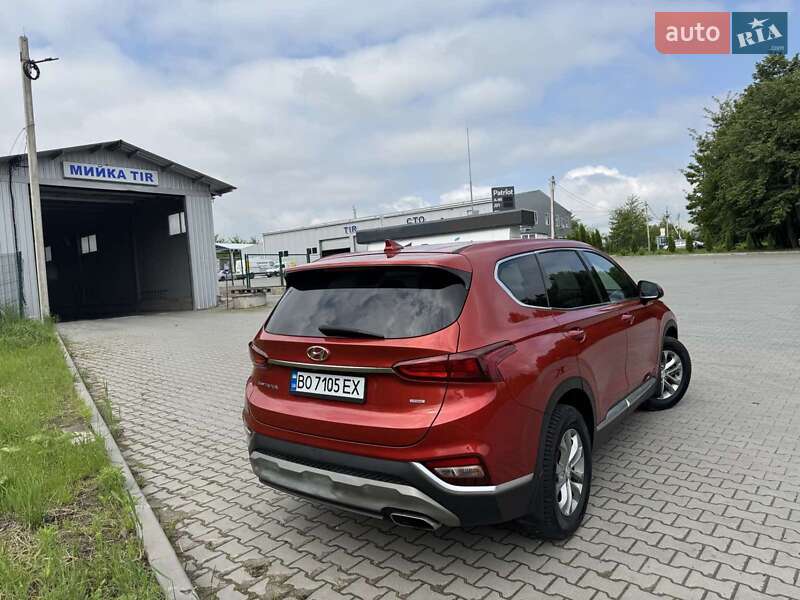 Внедорожник / Кроссовер Hyundai Santa FE 2019 в Хмельницком