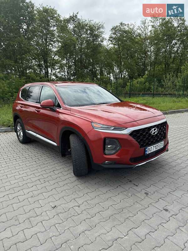 Внедорожник / Кроссовер Hyundai Santa FE 2019 в Хмельницком