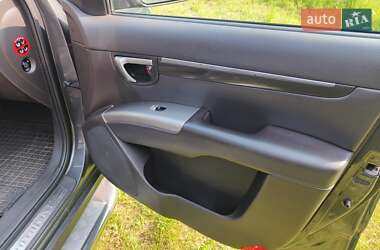 Внедорожник / Кроссовер Hyundai Santa FE 2010 в 