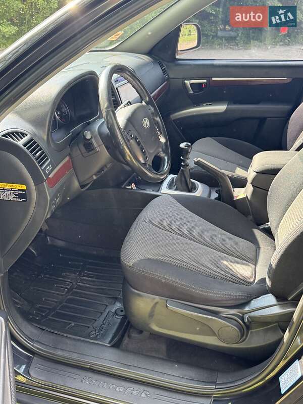 Внедорожник / Кроссовер Hyundai Santa FE 2006 в Ромнах