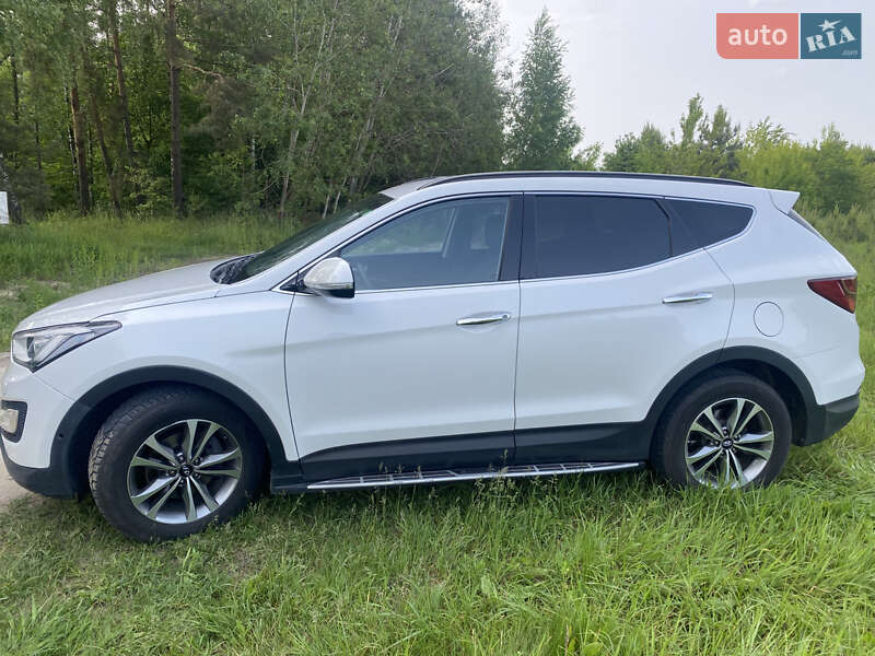 Внедорожник / Кроссовер Hyundai Santa FE 2014 в Ровно