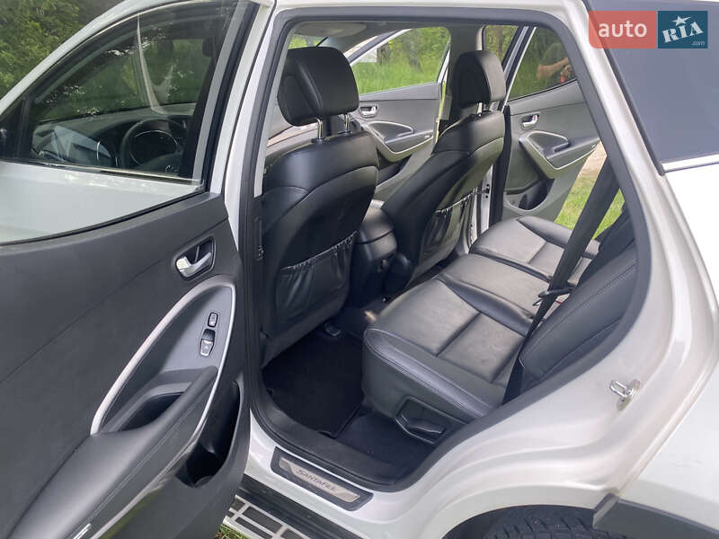 Внедорожник / Кроссовер Hyundai Santa FE 2014 в Ровно