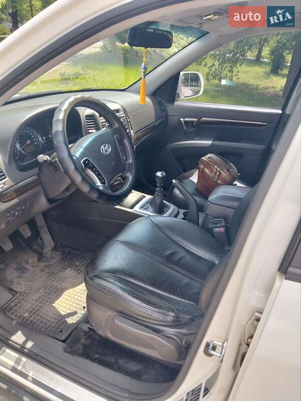 Позашляховик / Кросовер Hyundai Santa FE 2012 в Дніпрі