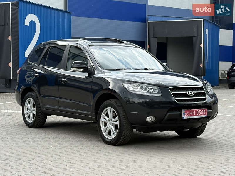 Внедорожник / Кроссовер Hyundai Santa FE 2010 в 