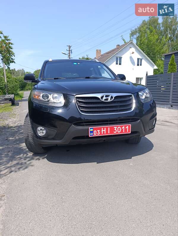 Позашляховик / Кросовер Hyundai Santa FE 2011 в Луцьку