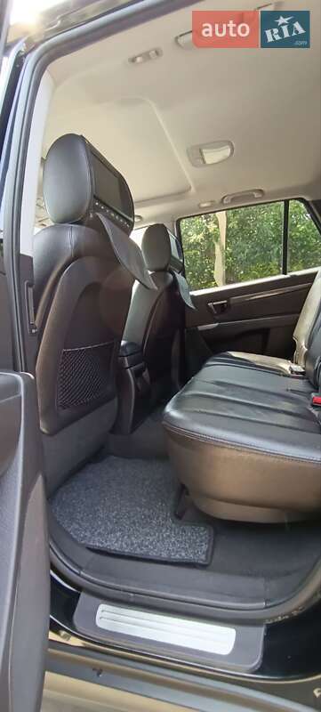 Позашляховик / Кросовер Hyundai Santa FE 2011 в Луцьку