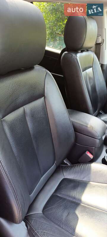 Позашляховик / Кросовер Hyundai Santa FE 2011 в Луцьку