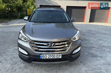 Внедорожник / Кроссовер Hyundai Santa FE 2013 в 
