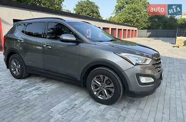 Внедорожник / Кроссовер Hyundai Santa FE 2013 в 
