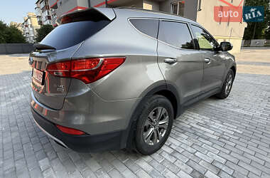 Внедорожник / Кроссовер Hyundai Santa FE 2013 в 