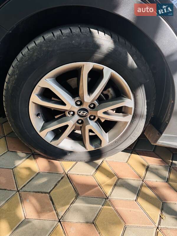 Внедорожник / Кроссовер Hyundai Santa FE 2013 в Тарутине фото 12 Внедорожник / Кроссовер Hyundai Santa FE 2013 в Тарутине