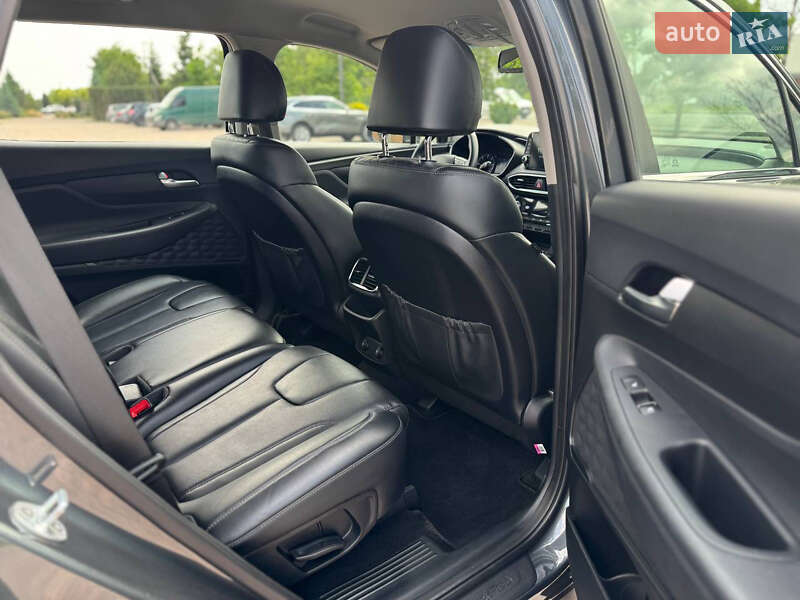 Внедорожник / Кроссовер Hyundai Santa FE 2020 в Ивано-Франковске