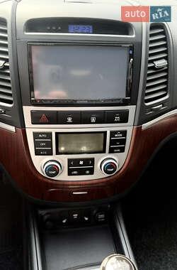 Внедорожник / Кроссовер Hyundai Santa FE 2008 в 