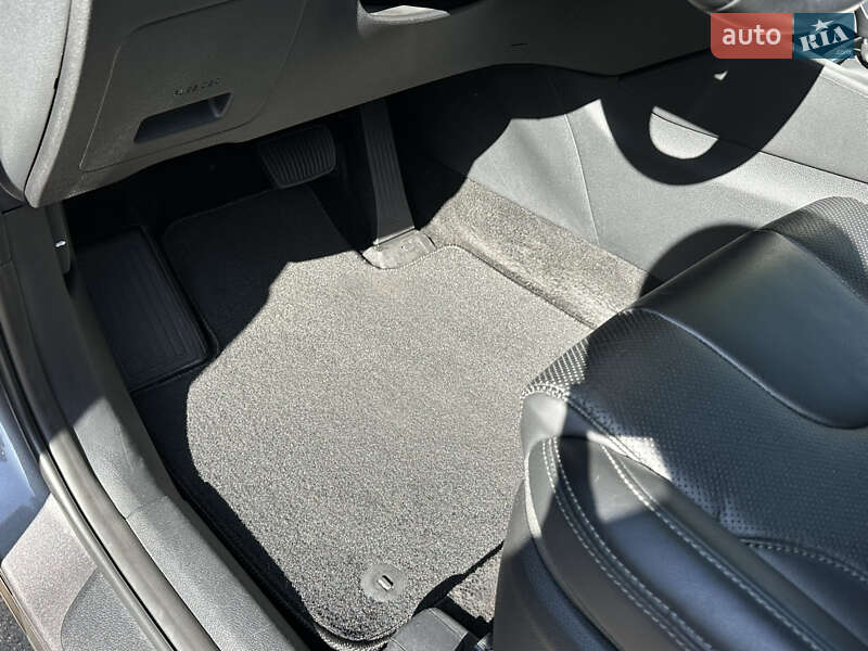 Позашляховик / Кросовер Hyundai Santa FE 2019 в Одесі