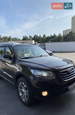 Позашляховик / Кросовер Hyundai Santa FE 2010 в Києві