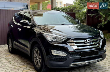 Внедорожник / Кроссовер Hyundai Santa FE 2013 в 