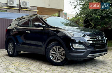 Внедорожник / Кроссовер Hyundai Santa FE 2013 в 