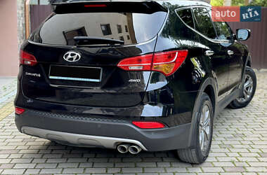 Внедорожник / Кроссовер Hyundai Santa FE 2013 в 