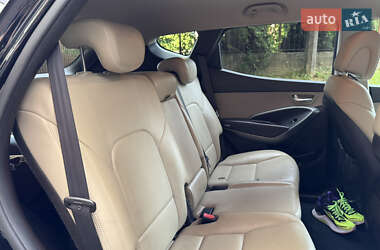 Внедорожник / Кроссовер Hyundai Santa FE 2013 в 