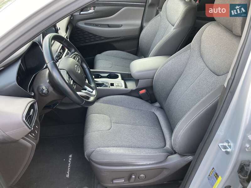 Позашляховик / Кросовер Hyundai Santa FE 2019 в Києві