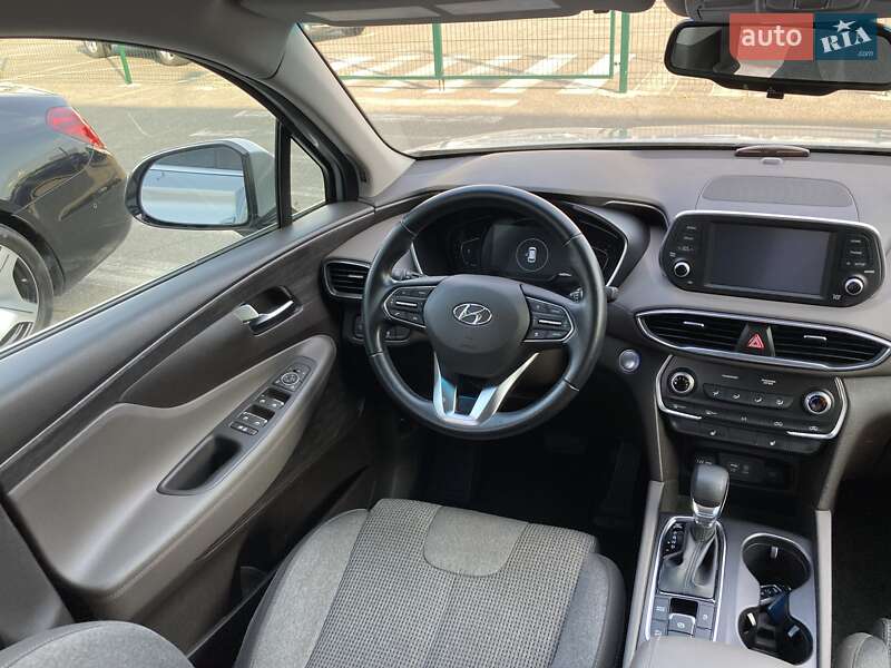 Позашляховик / Кросовер Hyundai Santa FE 2019 в Києві
