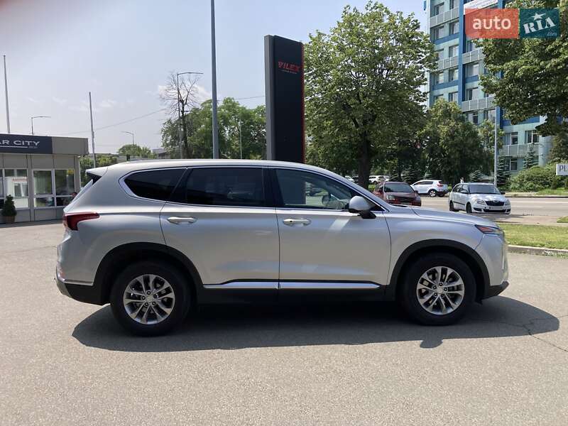 Позашляховик / Кросовер Hyundai Santa FE 2019 в Києві