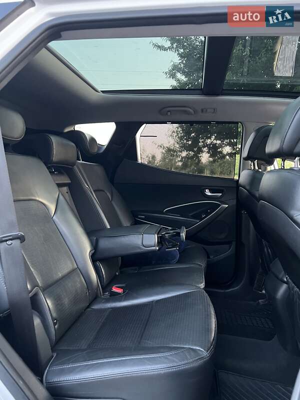 Позашляховик / Кросовер Hyundai Santa FE 2012 в Звенигородці