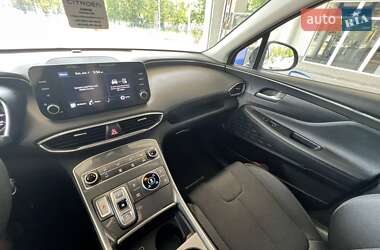 Внедорожник / Кроссовер Hyundai Santa FE 2021 в 