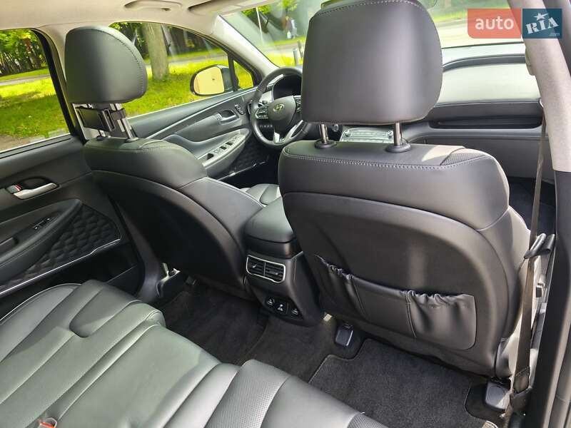 Внедорожник / Кроссовер Hyundai Santa FE 2021 в Львове