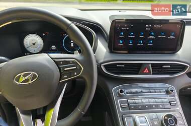 Внедорожник / Кроссовер Hyundai Santa FE 2021 в 