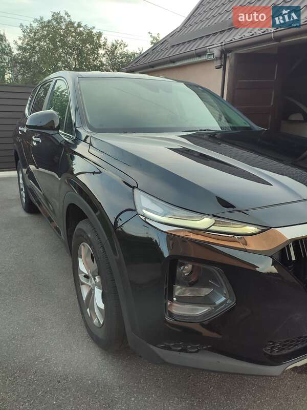 Внедорожник / Кроссовер Hyundai Santa FE 2018 в Виннице