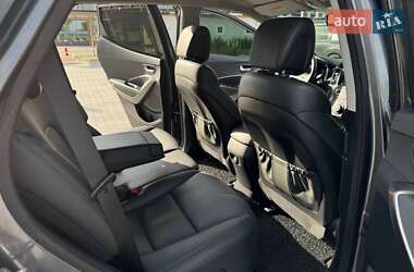 Внедорожник / Кроссовер Hyundai Santa FE 2015 в 