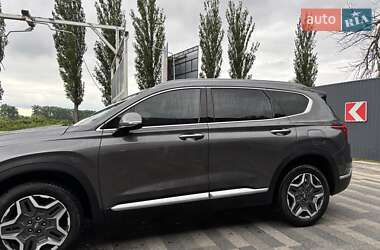 Внедорожник / Кроссовер Hyundai Santa FE 2022 в 