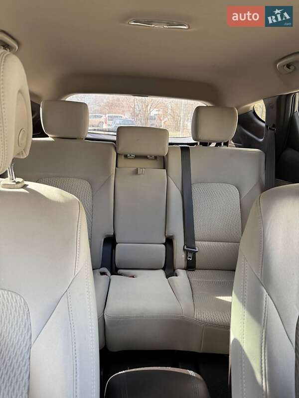 Позашляховик / Кросовер Hyundai Santa FE 2015 в Києві