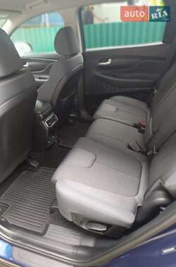 Внедорожник / Кроссовер Hyundai Santa FE 2022 в 