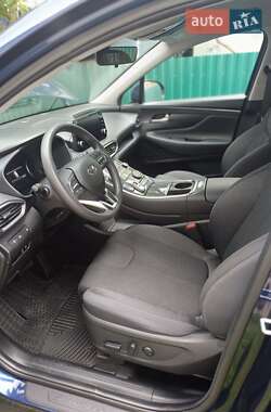 Внедорожник / Кроссовер Hyundai Santa FE 2022 в 
