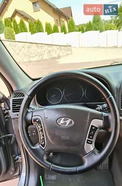Внедорожник / Кроссовер Hyundai Santa FE 2012 в 