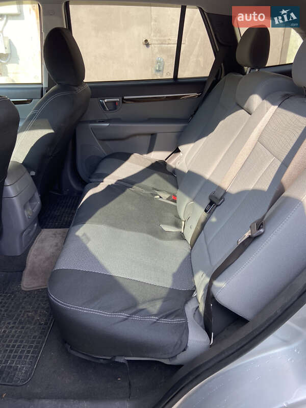 Позашляховик / Кросовер Hyundai Santa FE 2011 в Харкові