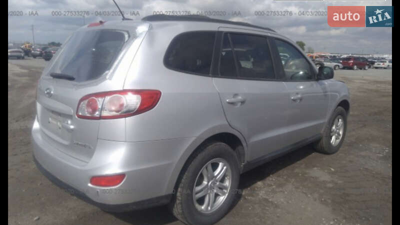 Позашляховик / Кросовер Hyundai Santa FE 2011 в Харкові