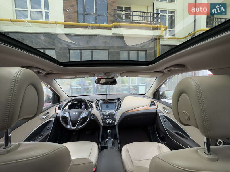 Позашляховик / Кросовер Hyundai Santa FE 2012 в Києві