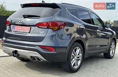 Позашляховик / Кросовер Hyundai Santa FE 2016 в 