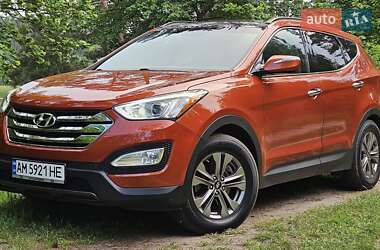Позашляховик / Кросовер Hyundai Santa FE 2015 в Житомирі