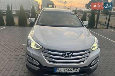 Позашляховик / Кросовер Hyundai Santa FE 2014 в 