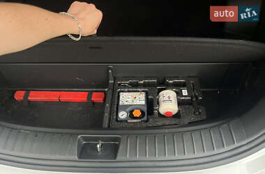 Внедорожник / Кроссовер Hyundai Santa FE 2021 в 