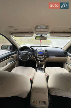 Позашляховик / Кросовер Hyundai Santa FE 2010 в 