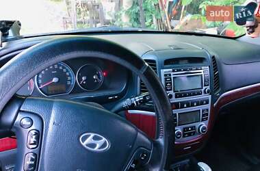 Внедорожник / Кроссовер Hyundai Santa FE 2009 в 
